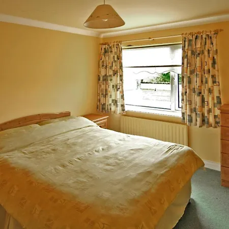 3 Bed In Courtmacsherry Oc-i053